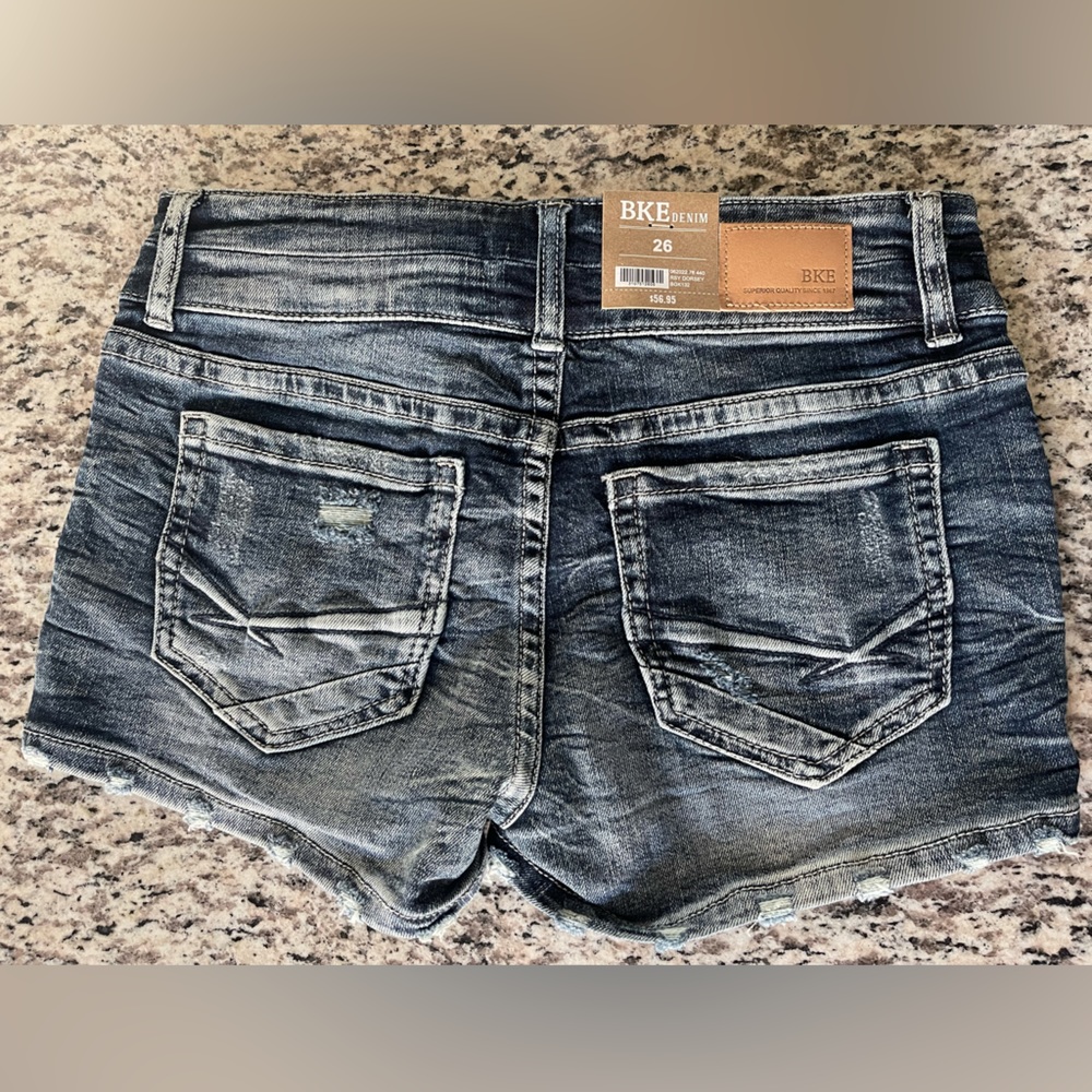 BKE SHORTS ✨((NWT))✨